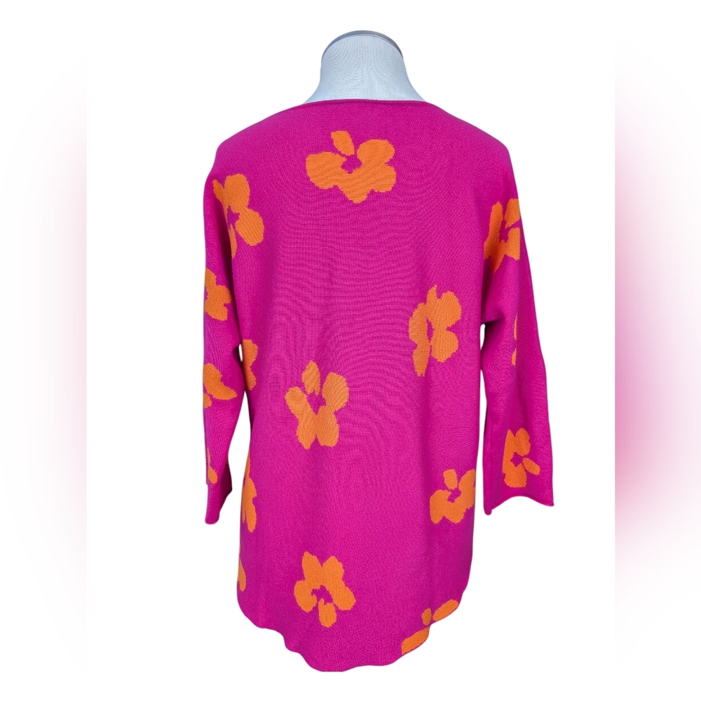 Max Studio Vibrant Pink and Orange Floral Knit 3/4 Sleeve Sweater - Picture 2 of 3